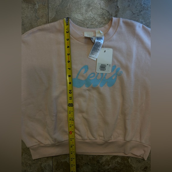 🍁NWT Peach and Blue Levi’s Cropped Sweatshirt - Picture 13 of 15
